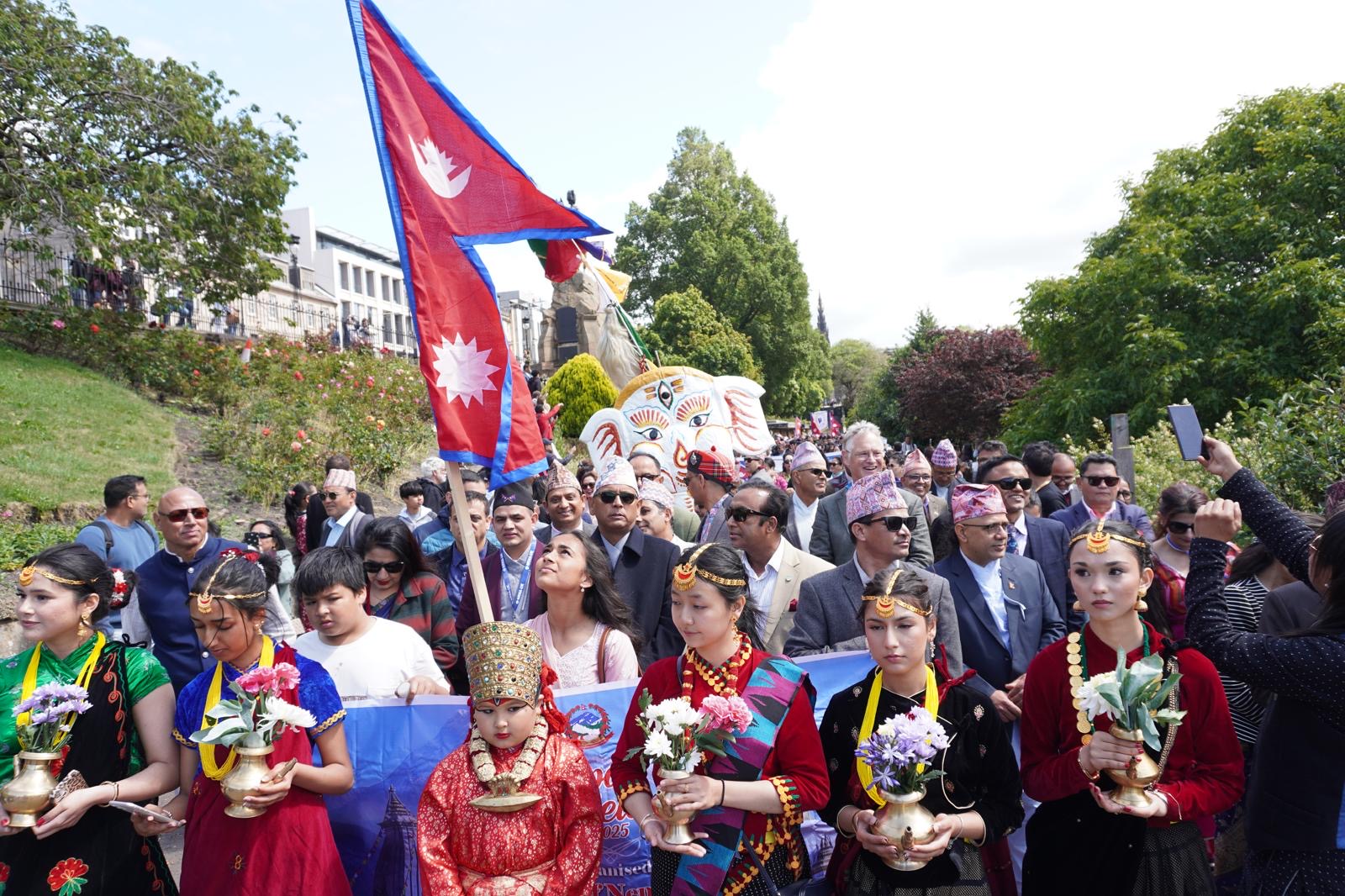 नेपालमय बन्यो स्कटल्याण्डको राजधानी एडिनबरा